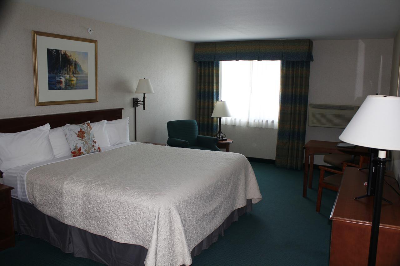 Baraga Lakeside Inn Exteriér fotografie